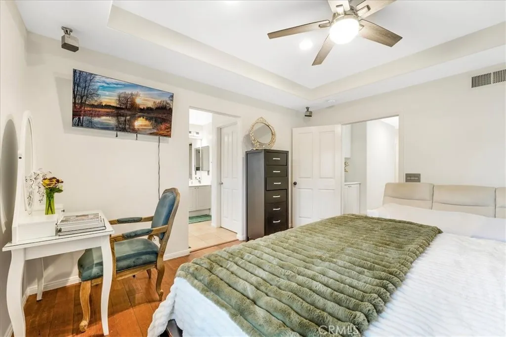 https://cdn.realtyfeed.com/cdn/127/306714077/fbcb760bd3752df951941c45b3ea743a.webp