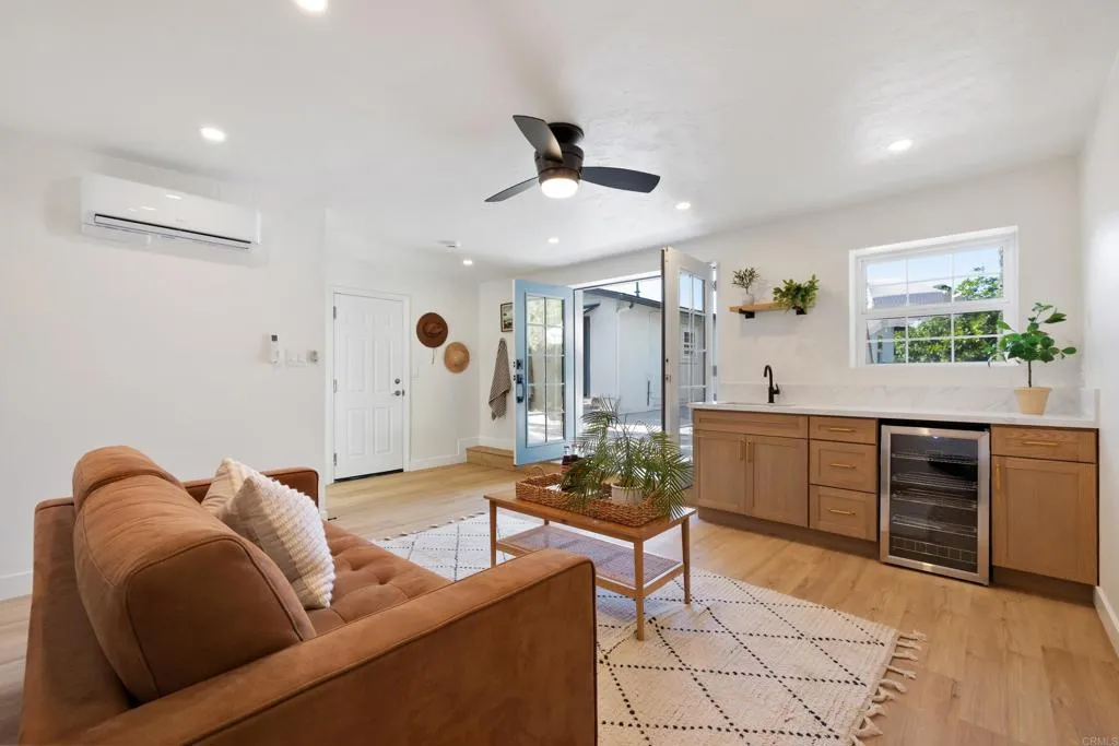 https://cdn.realtyfeed.com/cdn/127/306714081/1b4e35231bee231197e1d5ab6e4ea87b.webp