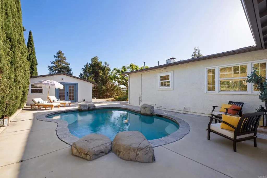 https://cdn.realtyfeed.com/cdn/127/306714081/4405d90e874cce8799356095ab4781d4.webp
