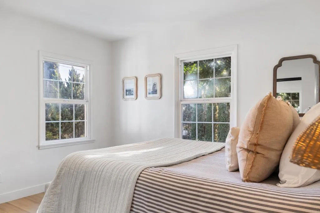 https://cdn.realtyfeed.com/cdn/127/306714081/547bfb9969bb988aae215e4ef412926b.webp
