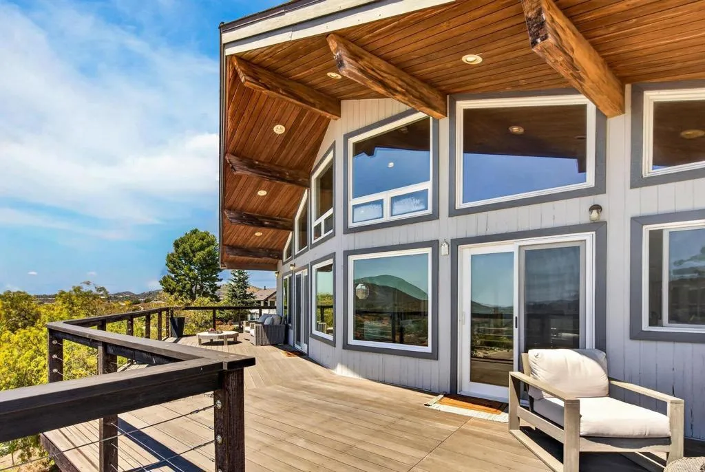 https://cdn.realtyfeed.com/cdn/127/306714085/031543bc15bec43ebb3fc6bf218a1a91.webp