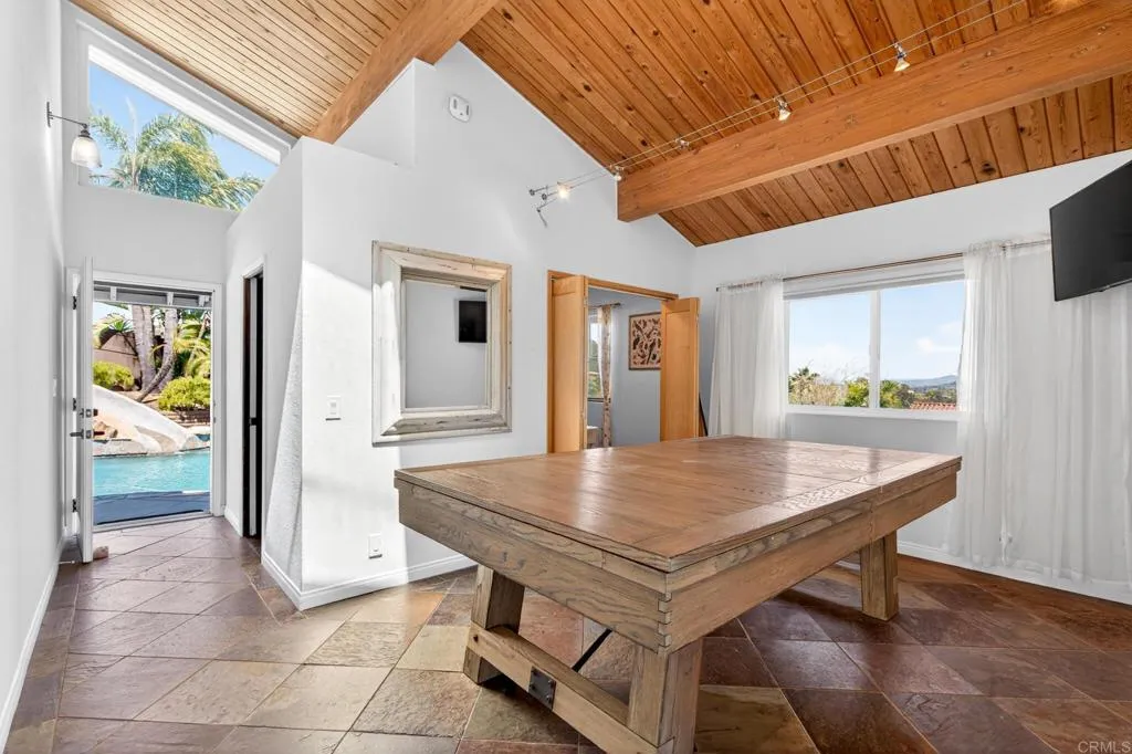 https://cdn.realtyfeed.com/cdn/127/306714085/1fbee1579e963c1893759afa3458b268.webp