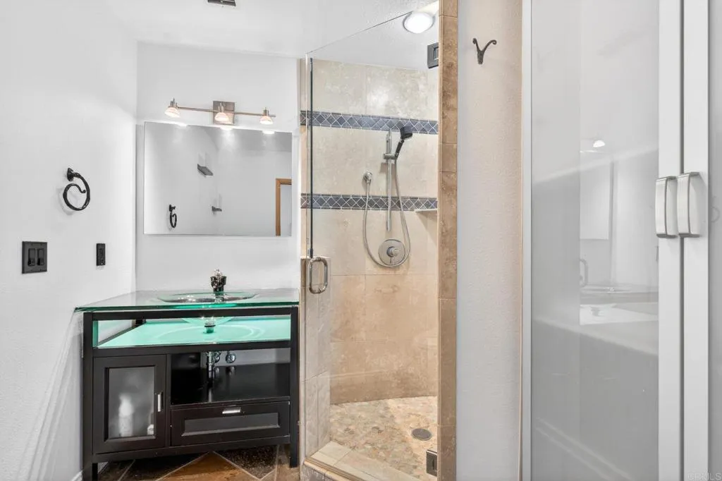 https://cdn.realtyfeed.com/cdn/127/306714085/9e29c6e52dcf6c471aa49460b66108e0.webp