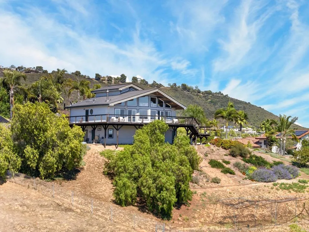 https://cdn.realtyfeed.com/cdn/127/306714085/d13cd6edab2b149e6b26a7f8dd366cd7.webp