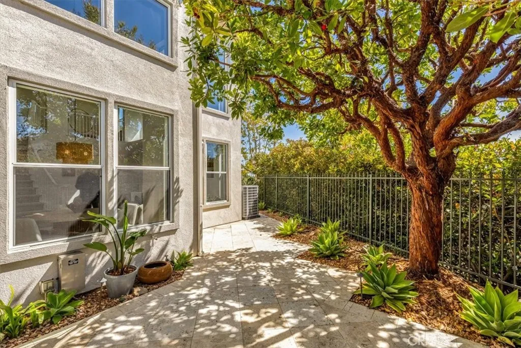 Photo #43: OC26098511 Listing: Photo #43