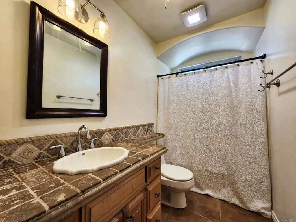 https://cdn.realtyfeed.com/cdn/127/306714129/7ec4152652d952a051b03ff13a14a099.webp