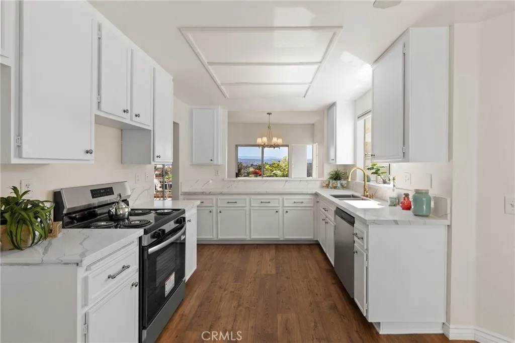 https://cdn.realtyfeed.com/cdn/127/306714132/a99e9709798e9f52957f21960dbb176f.webp