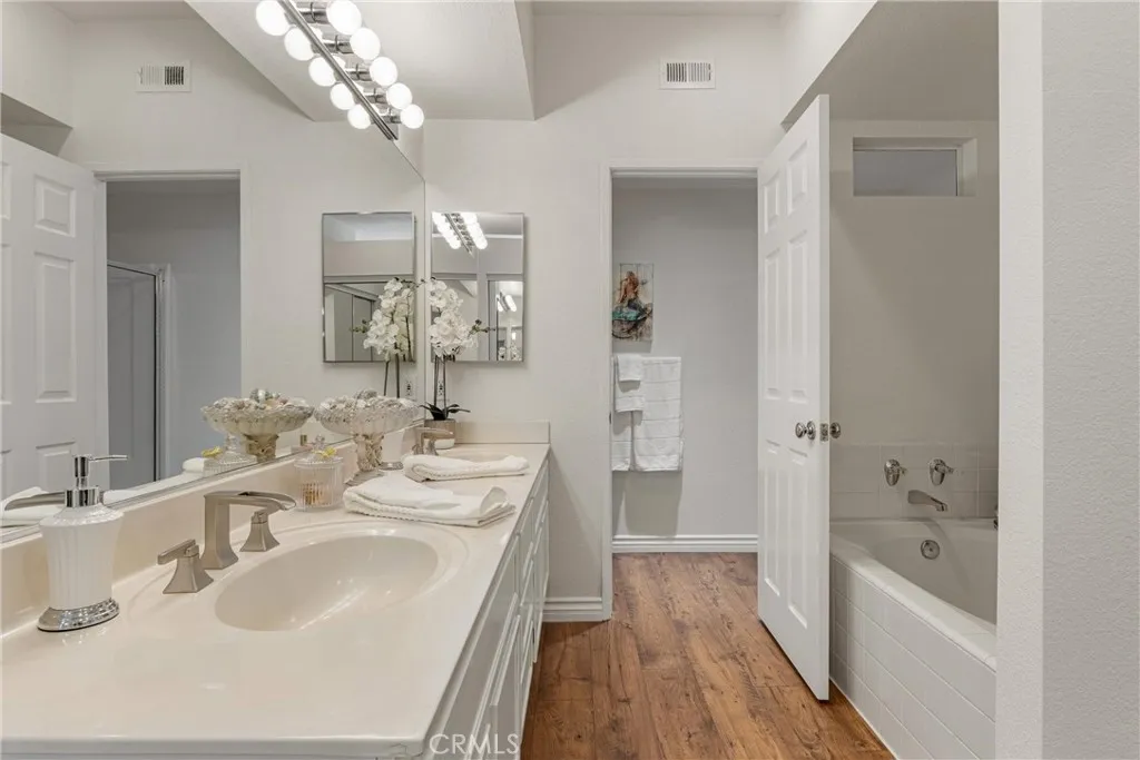 https://cdn.realtyfeed.com/cdn/127/306714132/be8965792e9d82d7b6c0dba34a8e4102.webp