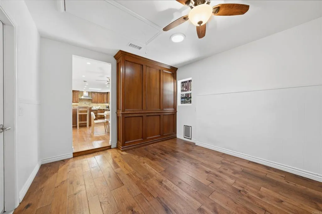 https://cdn.realtyfeed.com/cdn/127/306714137/1284402ffd31abbcb31536a92ee47041.webp