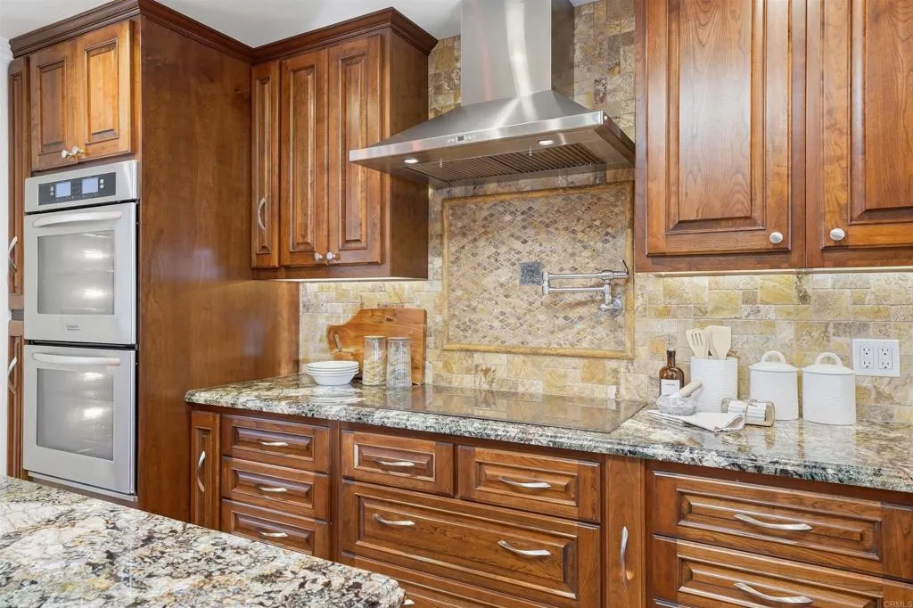 https://cdn.realtyfeed.com/cdn/127/306714137/1fd265d7ced28edd165987c3a3d4c1d3.webp