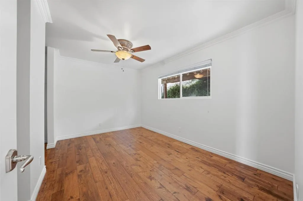https://cdn.realtyfeed.com/cdn/127/306714137/6d8d9e340bd70bedda87c84bcfe53ee2.webp