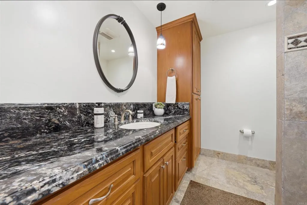 https://cdn.realtyfeed.com/cdn/127/306714137/cf6261f2b4e0ba2d177bc885fde042db.webp