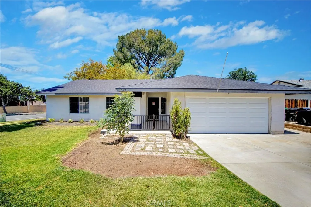Corona, CA 92882
