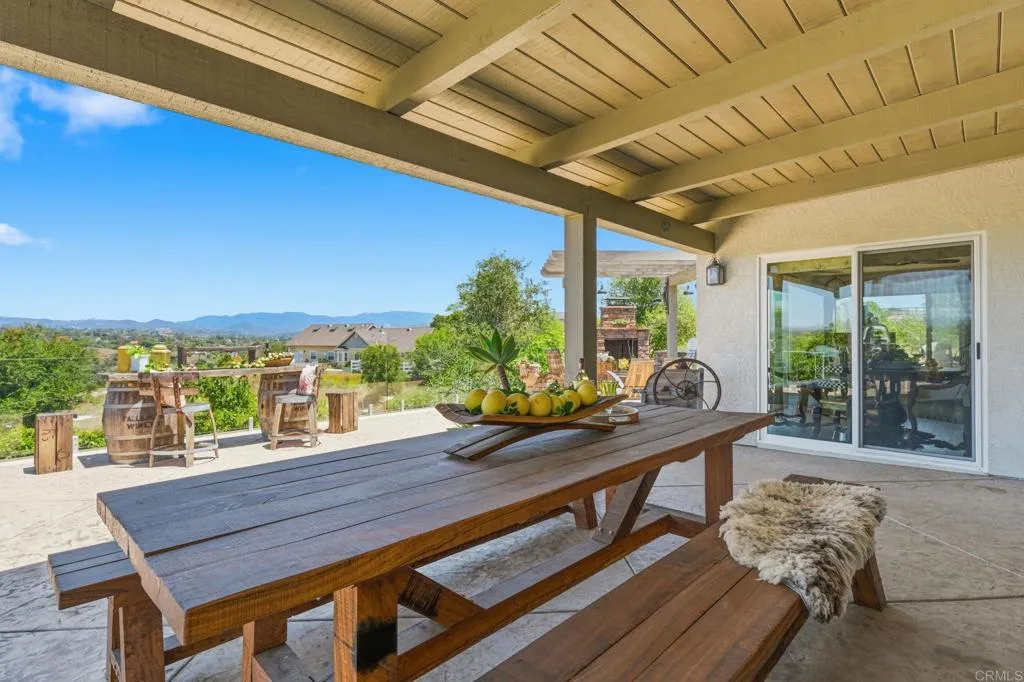 https://cdn.realtyfeed.com/cdn/127/306714150/386b559687ff896265f5bc1707232fd0.webp