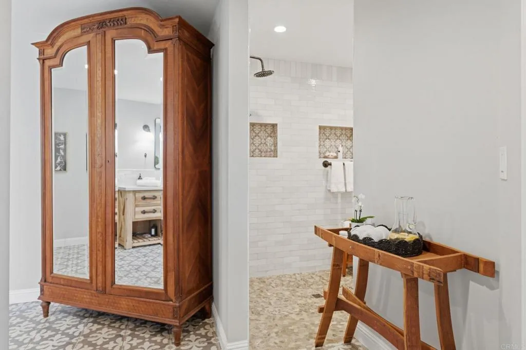 https://cdn.realtyfeed.com/cdn/127/306714150/6c4345448bf462c536c4ca6bf337fef4.webp