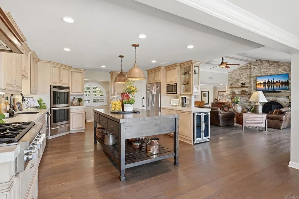 https://cdn.realtyfeed.com/cdn/127/306714150/8a8ac7154a80dd163900b08e92d28f8b.webp