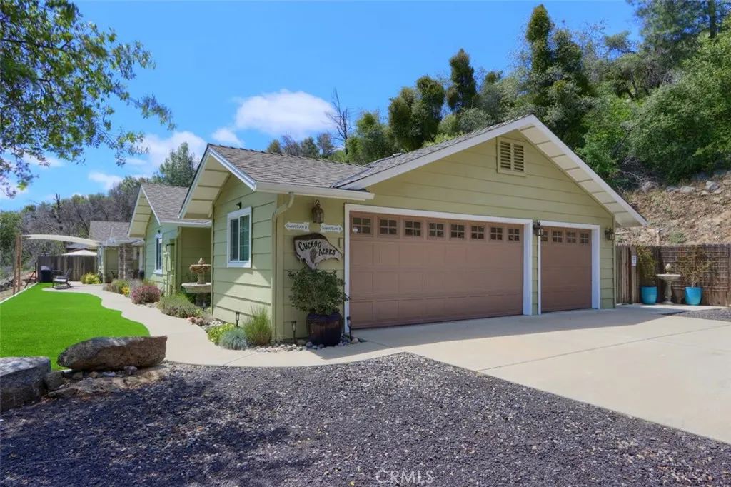 Mariposa, CA 95338