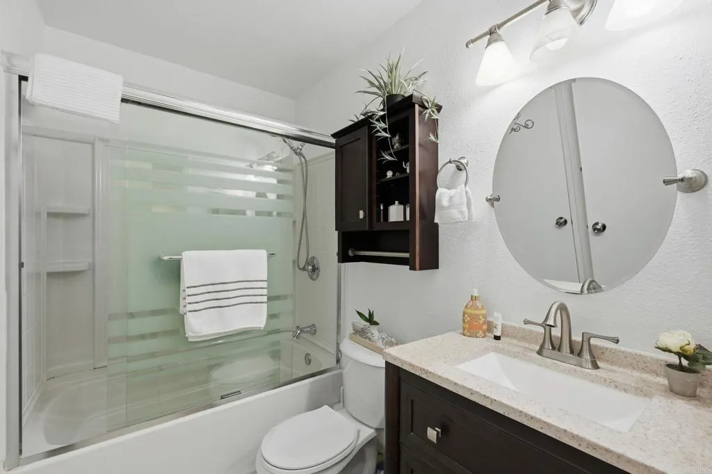 https://cdn.realtyfeed.com/cdn/127/306714162/3df0f59e865c940edf0ea28f46acffc0.webp