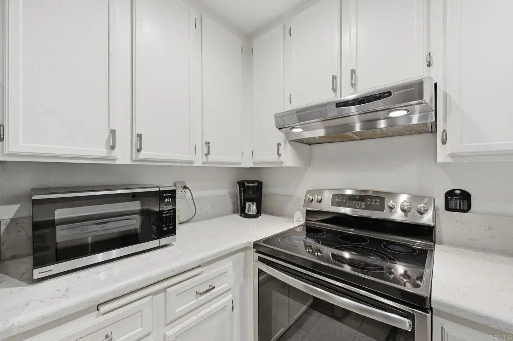 https://cdn.realtyfeed.com/cdn/127/306714162/cc514ac2bcda584a0aac7f7f4c7894f6.webp