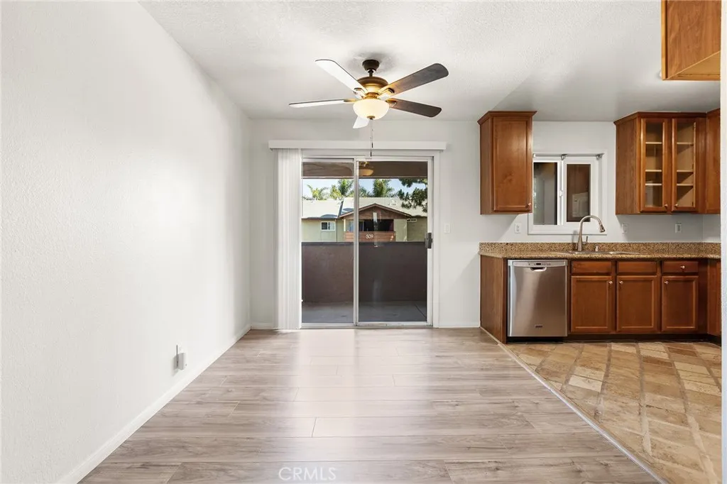 https://cdn.realtyfeed.com/cdn/127/306714166/17908bbb1ec38e489ca42823748f867a.webp