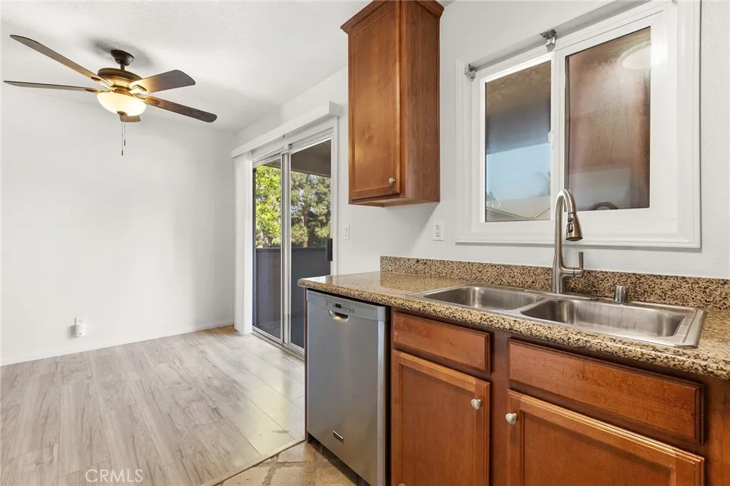 https://cdn.realtyfeed.com/cdn/127/306714166/3be00bdfa2d76a5654c7c44a1bf255b1.webp