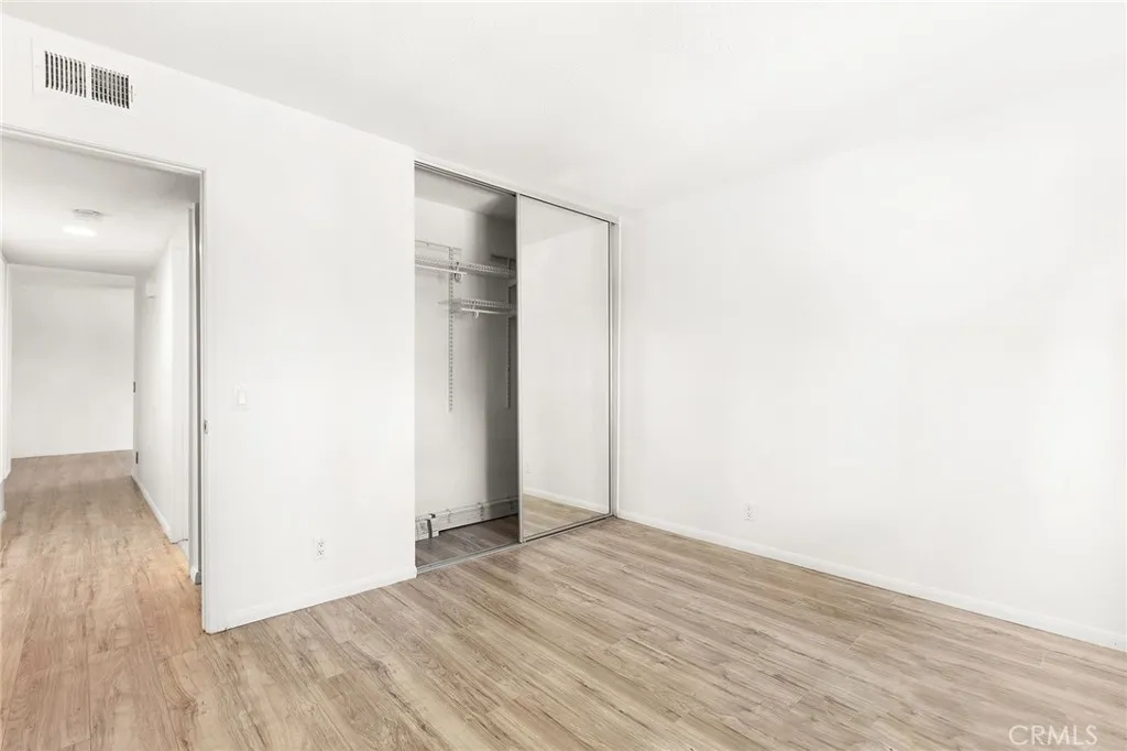 https://cdn.realtyfeed.com/cdn/127/306714166/bdc0bcff3ed50aaf094bad349d84c35d.webp