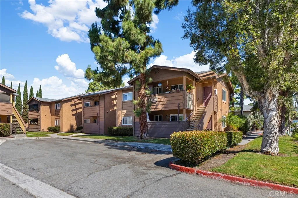 https://cdn.realtyfeed.com/cdn/127/306714166/f195ec3620278b495f8aef6e18ee5cef.webp