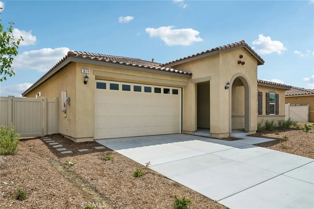 1674 Westfork Way, San Jacinto, CA 92582 - Photo 4 of 40, San Jacinto, CA