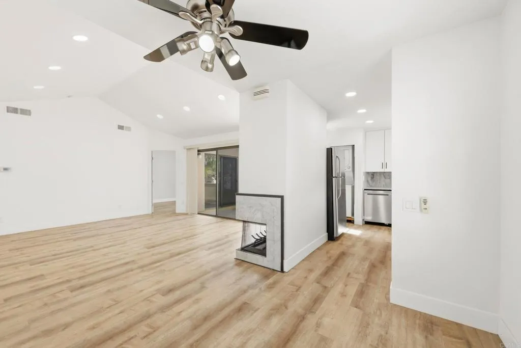 Photo #10: PTP2603541 Listing: Photo #10