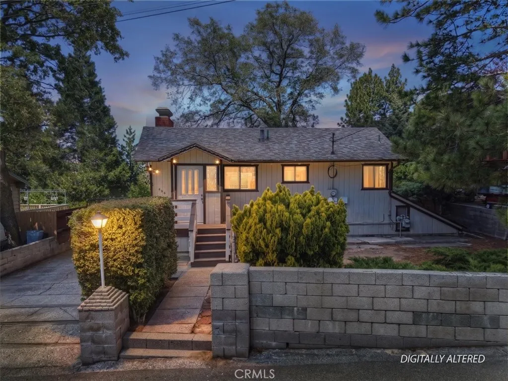 Crestline, CA 92325