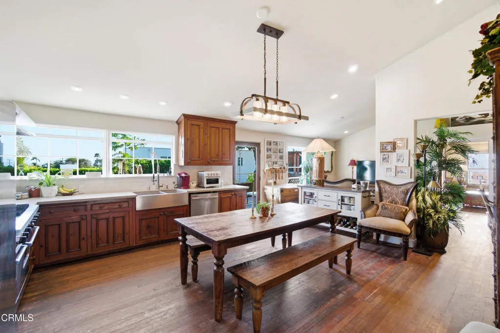 63 Lincoln Drive, Ventura, CA, 93001