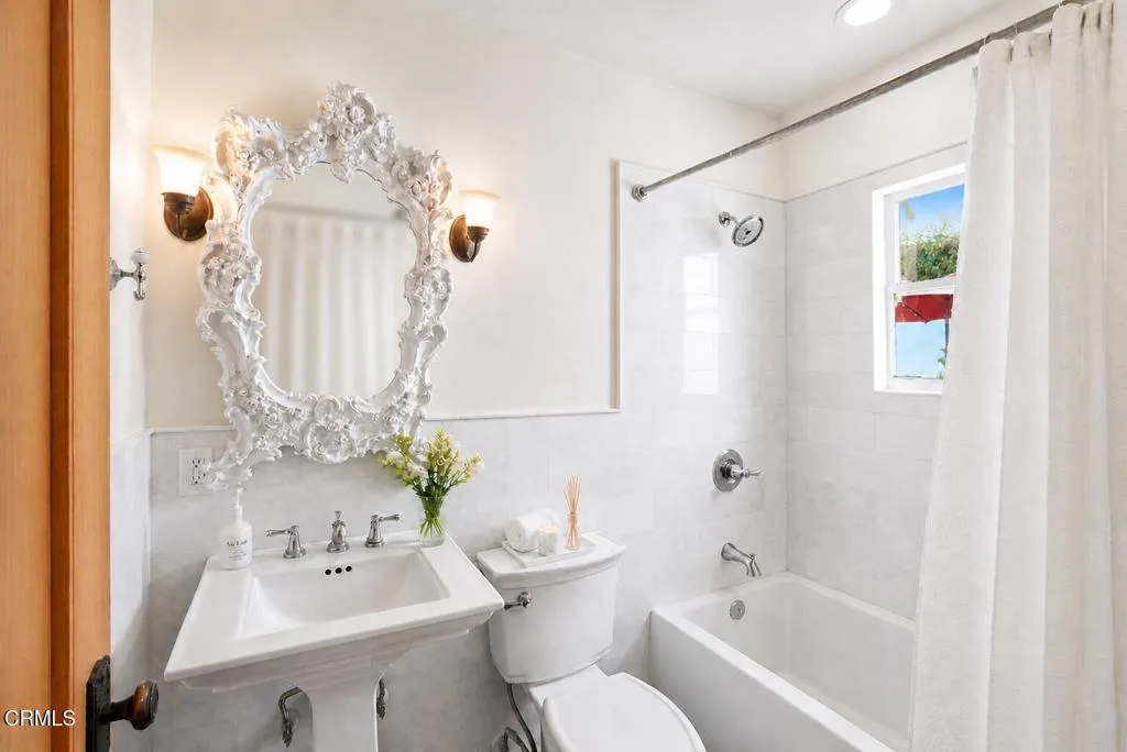 63 Lincoln Drive, Ventura, CA, 93001