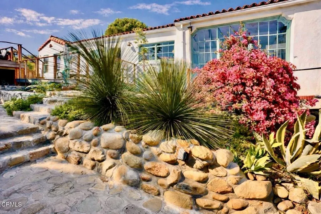 63 Lincoln Drive, Ventura, CA, 93001