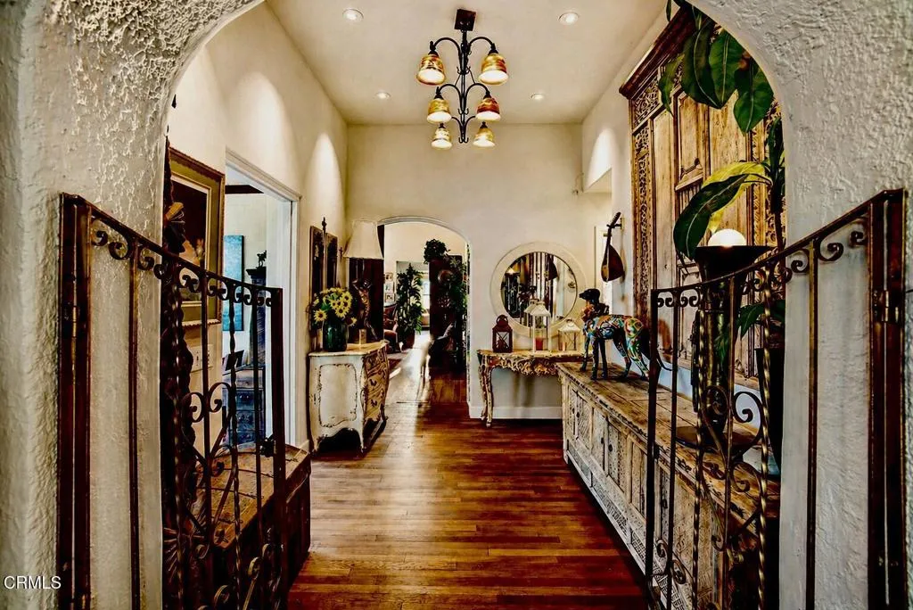 63 Lincoln Drive, Ventura, CA, 93001
