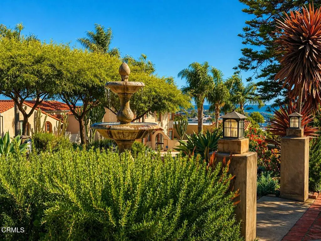 63 Lincoln Drive, Ventura, CA, 93001