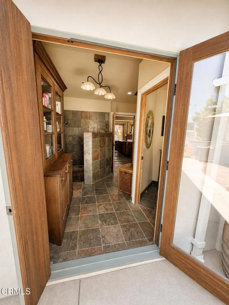63 Lincoln Drive, Ventura, CA, 93001
