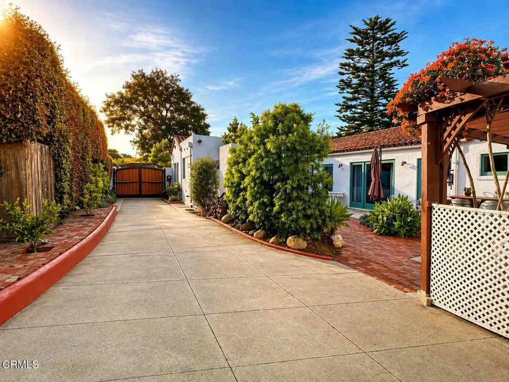 63 Lincoln Drive, Ventura, CA, 93001