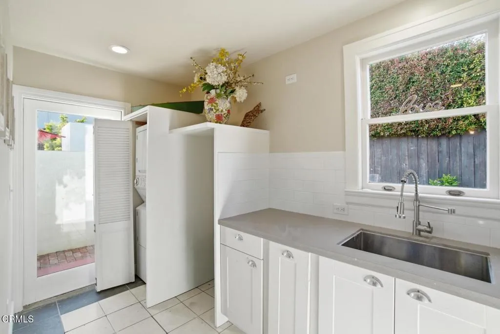 63 Lincoln Drive, Ventura, CA, 93001