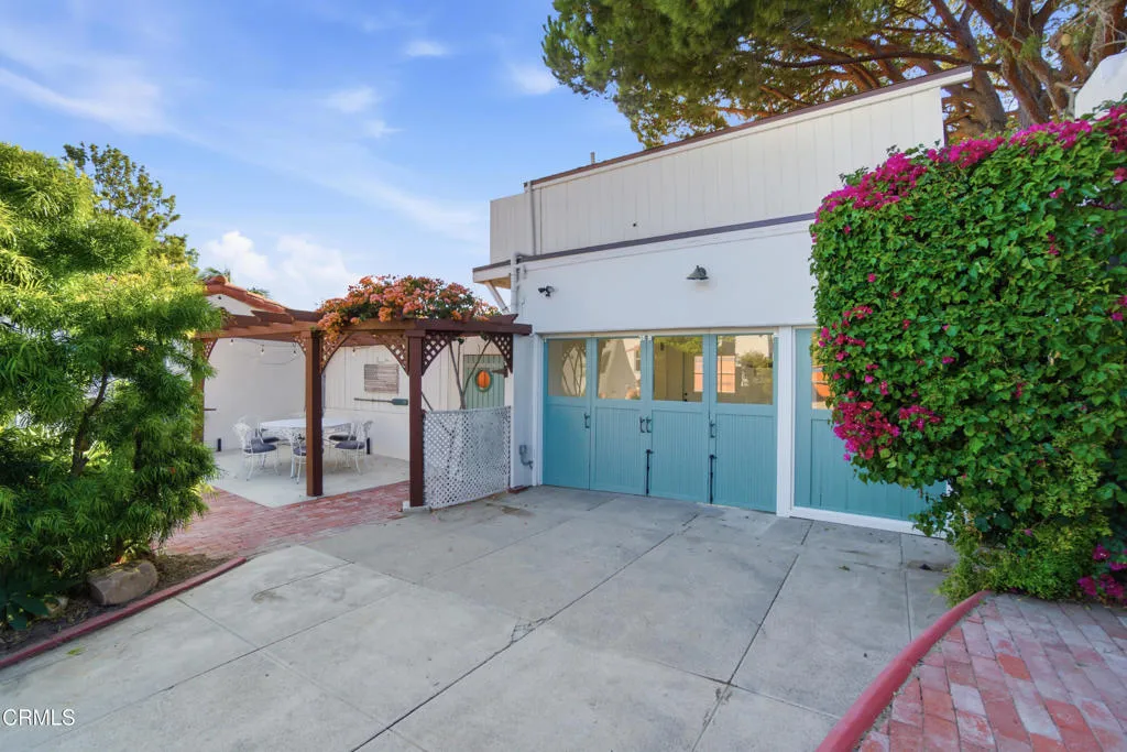63 Lincoln Drive, Ventura, CA, 93001