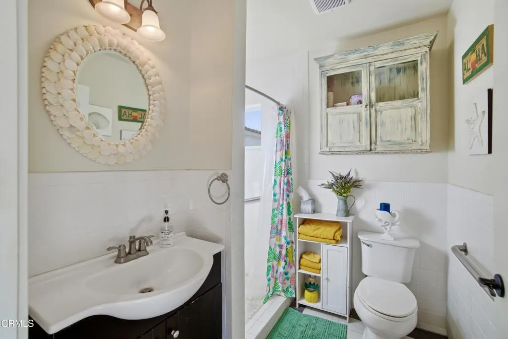 63 Lincoln Drive, Ventura, CA, 93001