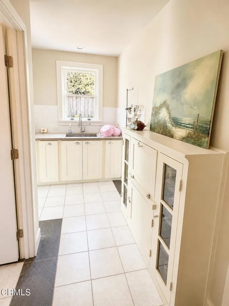 63 Lincoln Drive, Ventura, CA, 93001