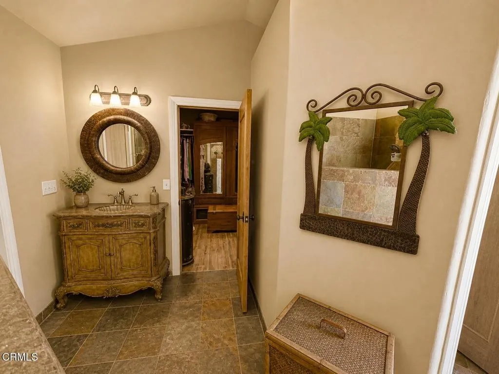 63 Lincoln Drive, Ventura, CA, 93001