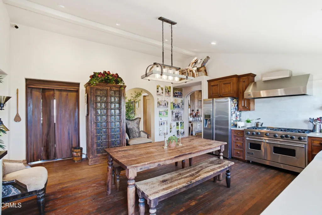 63 Lincoln Drive, Ventura, CA, 93001