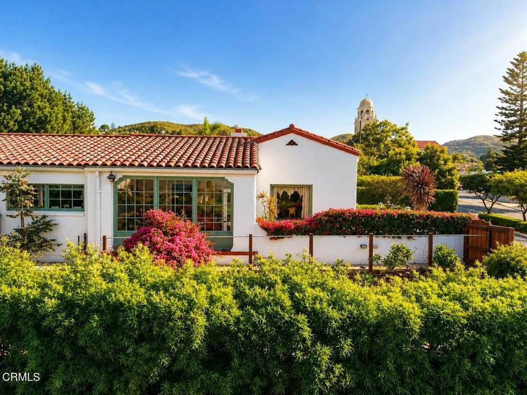 63 Lincoln Drive, Ventura, CA, 93001