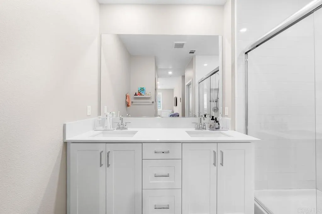 Photo #25: PTP2603543 Listing: Photo #25