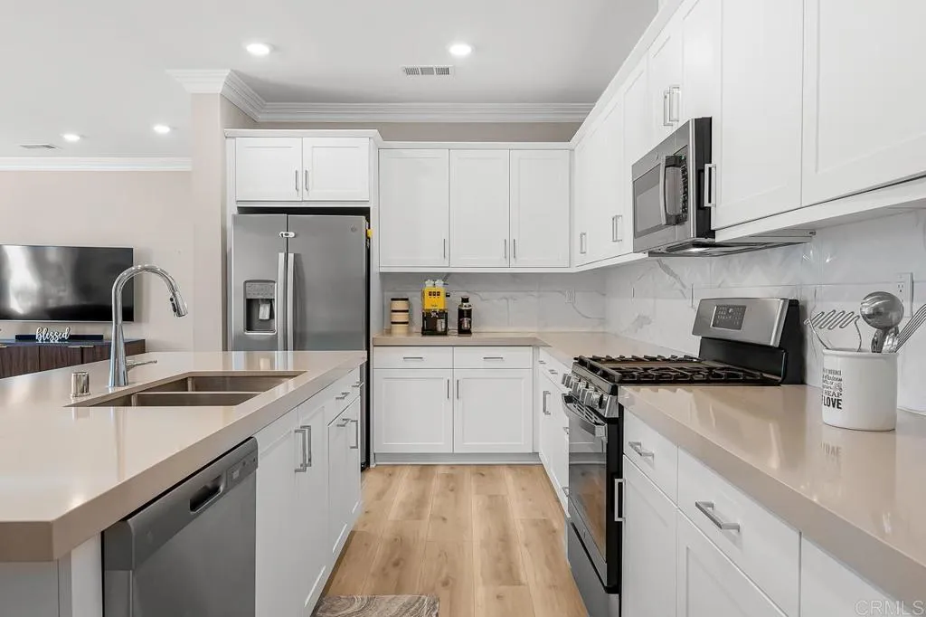 Photo #15: PTP2603543 Listing: Photo #15