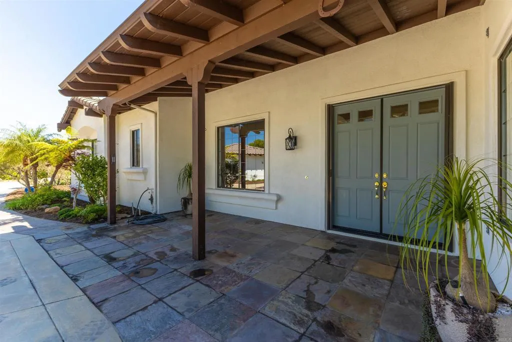 https://cdn.realtyfeed.com/cdn/127/306714312/2c57f1811219daa77ec719391d47c7cf.webp