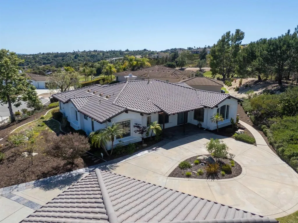 https://cdn.realtyfeed.com/cdn/127/306714312/2ea6138b7a42f6f0e1a6595cb5c8c32f.webp