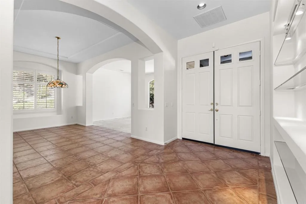 https://cdn.realtyfeed.com/cdn/127/306714312/4cacabd9b25823c12ede5daa0076dd13.webp