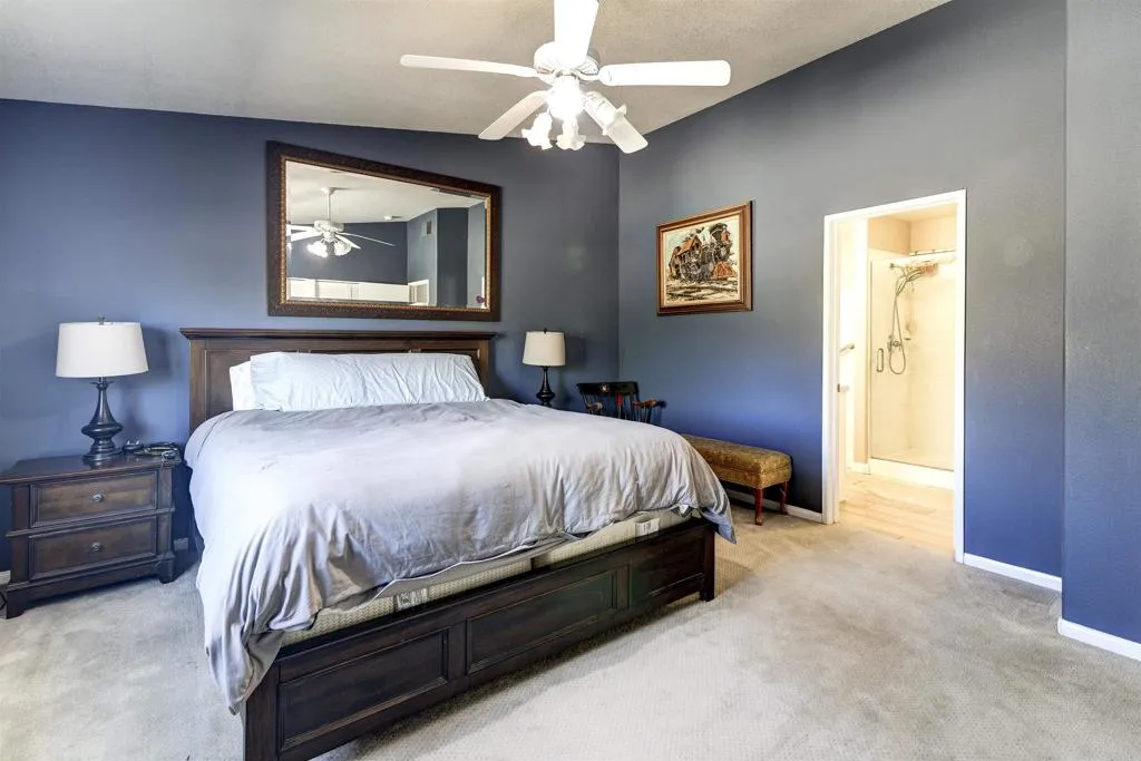 https://cdn.realtyfeed.com/cdn/127/306714319/4e5409bf110f5a4260a866f7f9911d03.webp